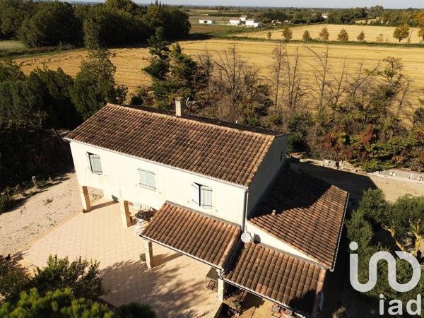 Maison à vendre 6 pièces 139 m² Arles