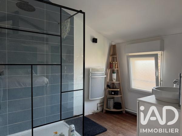 Maison à vendre 4 pièces 110 m² Ruelle-sur-Touvre