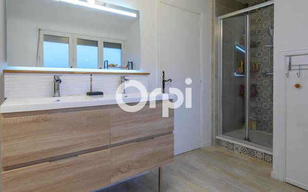 Maison à vendre    4 pièces •  Merville