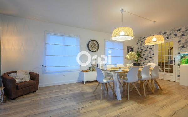 Maison à vendre    4 pièces •  Merville