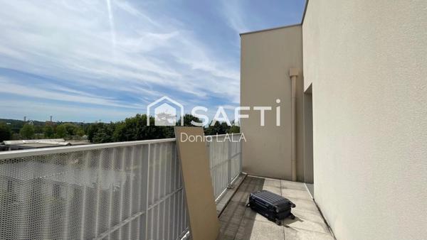 Dernier étage avec terrasse XXL vendu loué
