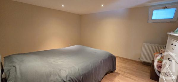 Maison à vendre  5 pièces - 142 m 2   ECUISSES  - 71