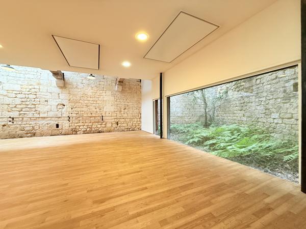 Loft 10 pièces - 420 m² Bien prestige