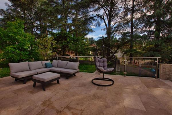 Maison à Saint-Chamond, 42400 - 9 pièces 270m²