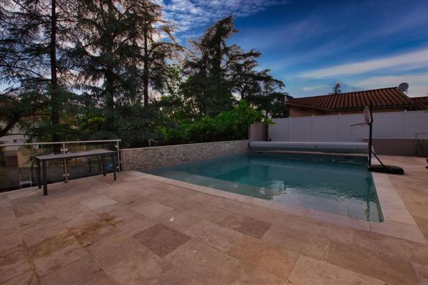 Maison à Saint-Chamond, 42400 - 9 pièces 270m²