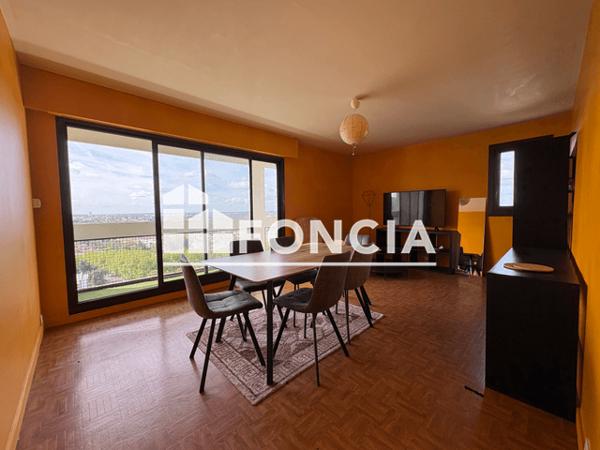 Location Appartement meublé 5 pièces 104.38 m² - Poitiers 86000