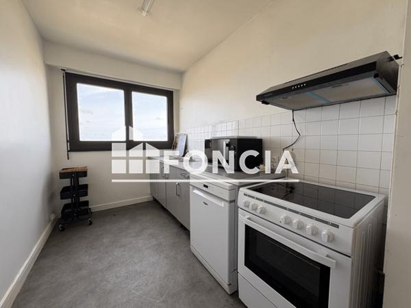Location Appartement meublé 5 pièces 104.38 m² - Poitiers 86000