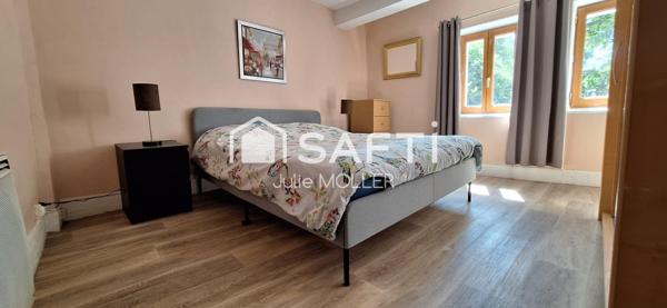 Maison rénovée avec dépendances et terrain de 7773 m² à Lavaveix-les-Mines