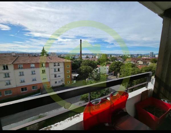 Appartement à SAINT FONS (69190)