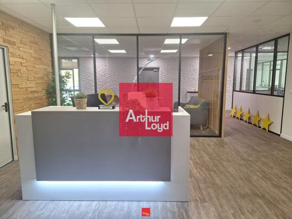 BUREAUX A LOUER MONTBONNOT SAINT MARTIN AVEC PARKING