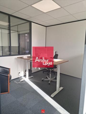 BUREAUX A LOUER MONTBONNOT SAINT MARTIN AVEC PARKING