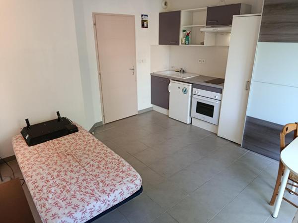 EMPLACEMENT IDEAL AU COEUR DE LA VILLE