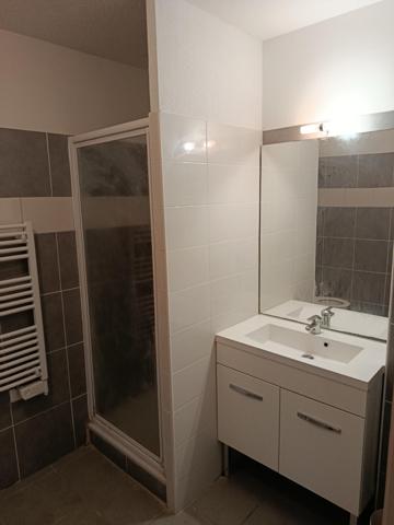 EMPLACEMENT IDEAL AU COEUR DE LA VILLE