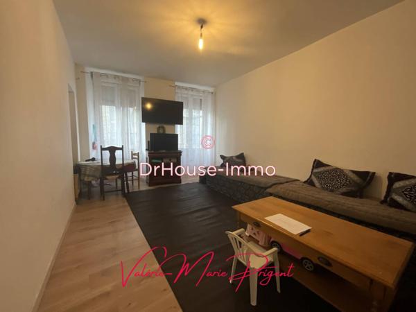 Immeuble à vendre 6 pièces de 240 m²