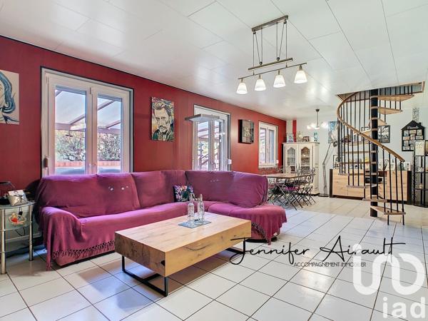 Maison à vendre 6 pièces 131 m² Saint-Germain-Laval