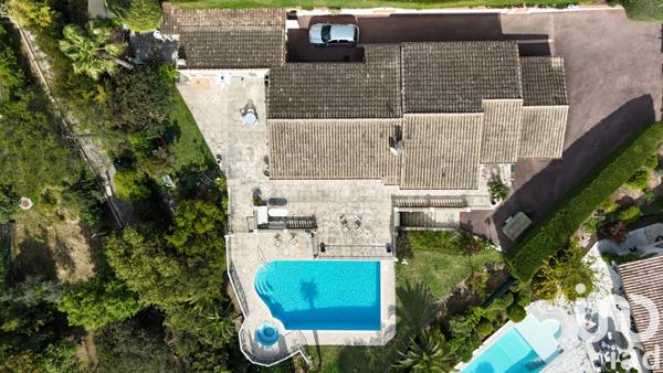 Maison à vendre 5 pièces 154 m² Saint-Raphaël