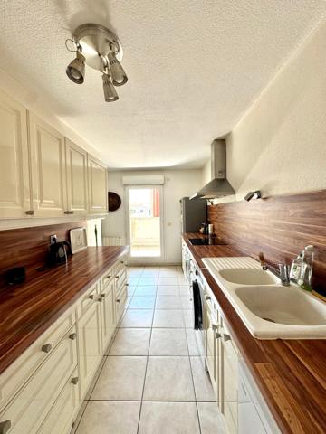 Fréjus plage 3mn à pied des plages - Appartement 68m2 2 chambres étage élevé-OFFRE POSSIBLE !