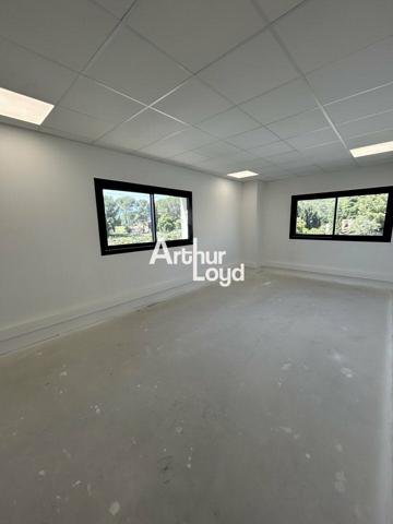 Bureaux neufs 145 m² à louer Le Muy