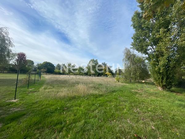 A VENDRE Terrain constructible de 1338 m² à Andard 49800 Loire Authion !