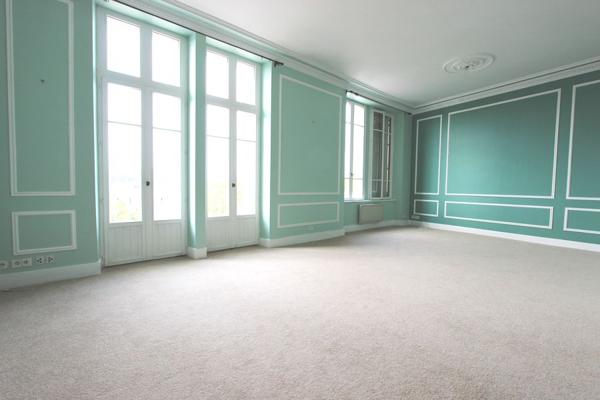 Vente d'un appartement de caractère en duplex, Quimper Centre. A QUIMPER Quimper CENTRE