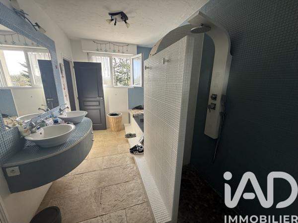 Maison à vendre 8 pièces 246 m² Le Tallud