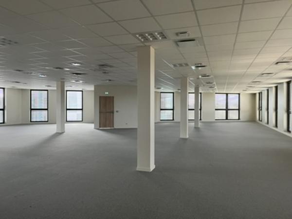 Bureaux NEUFS à Olivet - PARC DU MOULIN