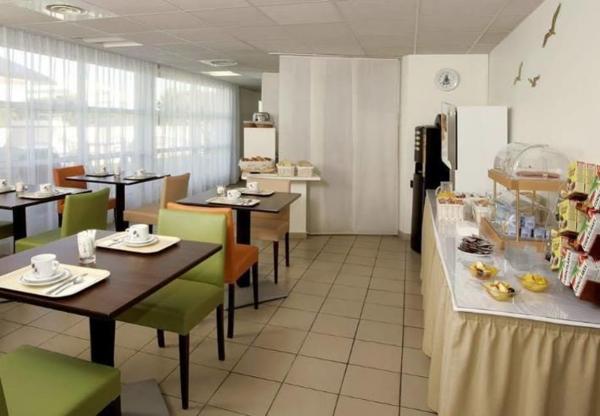 INVESTISSEMENT LOCATIF  Antibes  Résidence dAffaires AppartCity Classic Antibes  7,03 % de rentabilité