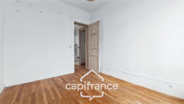Maisons-Alfort-A VENDRE 2 PIECES 28,17m2 AVEC COMBLES-Lumineux-Traversant-Proche transports, Commerces, marché