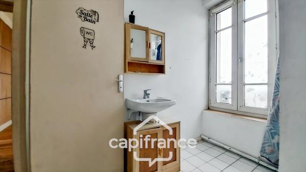 Maisons-Alfort-A VENDRE 2 PIECES 28,17m2 AVEC COMBLES-Lumineux-Traversant-Proche transports, Commerces, marché