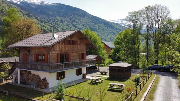 Haute Savoie (74), à vendre SAMOENS - Domaine skiable du Grand Massif - Chalet P7