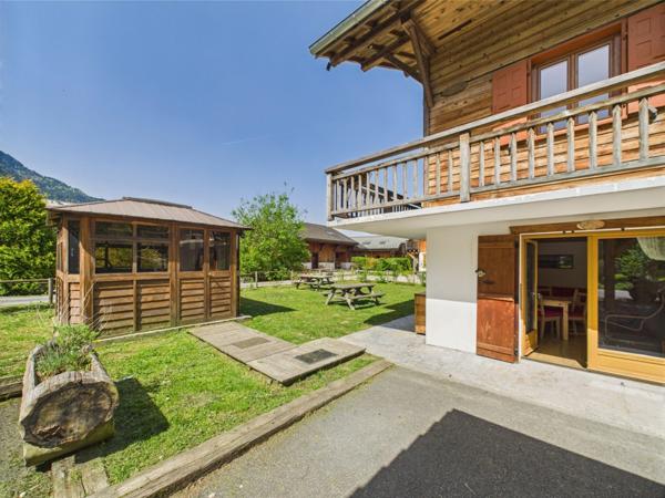 Haute Savoie (74), à vendre SAMOENS - Domaine skiable du Grand Massif - Chalet P7