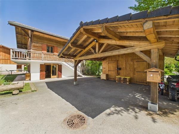 Haute Savoie (74), à vendre SAMOENS - Domaine skiable du Grand Massif - Chalet P7