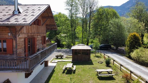 Haute Savoie (74), à vendre SAMOENS - Domaine skiable du Grand Massif - Chalet P7