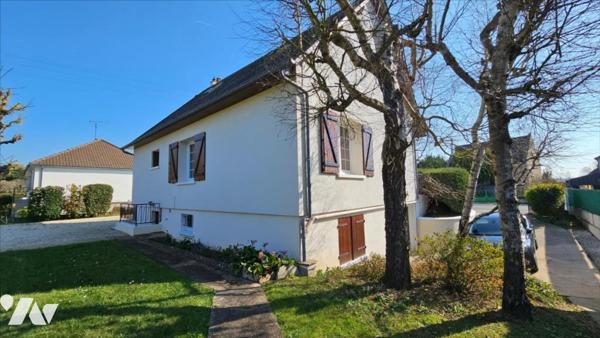 MESLAY MAISON  4 CHAMBRES 124M²