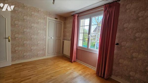 MESLAY MAISON  4 CHAMBRES 124M²