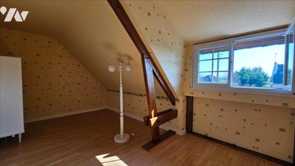 MESLAY MAISON  4 CHAMBRES 124M²