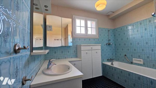 MESLAY MAISON  4 CHAMBRES 124M²