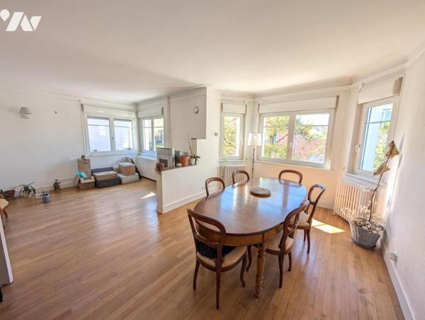 Maison de Maître T8 avec garage et jardin