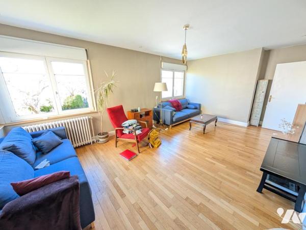 Maison de Maître T8 avec garage et jardin