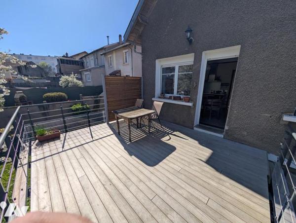 Maison de Maître T8 avec garage et jardin