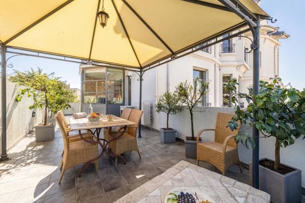 Cannes (06400) EXCLUSIVITÉ – APPARTEMENT BELLE ÉPOQUE AVEC TERRASSE 5 pièces – Étage entier – Quartier Saint Nicolas – Cannes