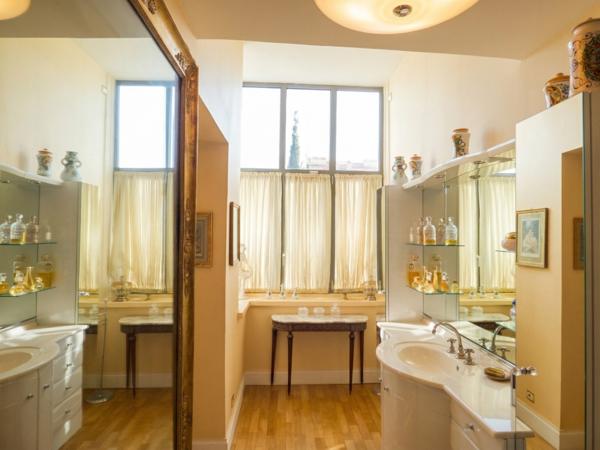 Cannes (06400) EXCLUSIVITÉ – APPARTEMENT BELLE ÉPOQUE AVEC TERRASSE 5 pièces – Étage entier – Quartier Saint Nicolas – Cannes