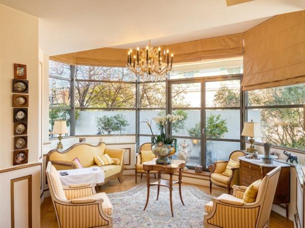 Cannes (06400) EXCLUSIVITÉ – APPARTEMENT BELLE ÉPOQUE AVEC TERRASSE 5 pièces – Étage entier – Quartier Saint Nicolas – Cannes