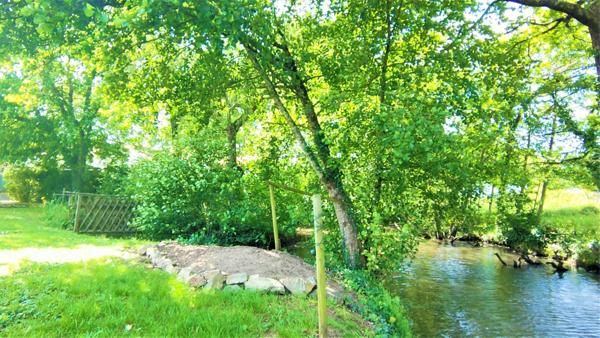 MAISON PLAIN PIED 2 CHAMBRES + UN BUREAU + COMBLE AMENAGEE