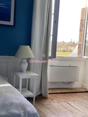 Château à vendre 9 pièces de 300 m²