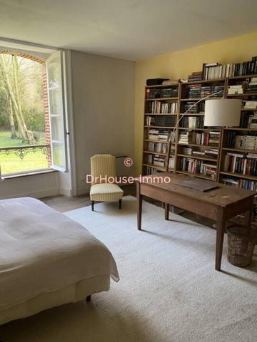 Château à vendre 9 pièces de 300 m²