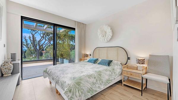 Vente Maison contemporaine Sainte-Maxime 9 Pièces 394 m²