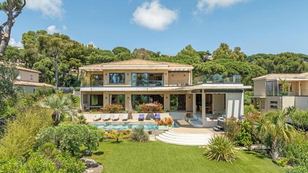 Vente Maison contemporaine Sainte-Maxime 9 Pièces 394 m²