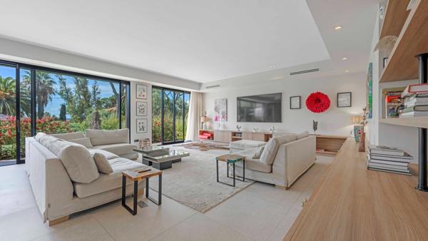 Vente Maison contemporaine Sainte-Maxime 9 Pièces 394 m²
