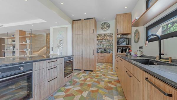 Vente Maison contemporaine Sainte-Maxime 9 Pièces 394 m²